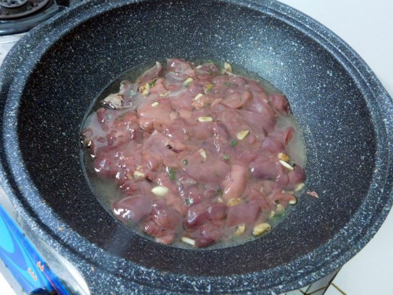 Lebanese Style Chicken Livers Thailand 1 Dollar Meals